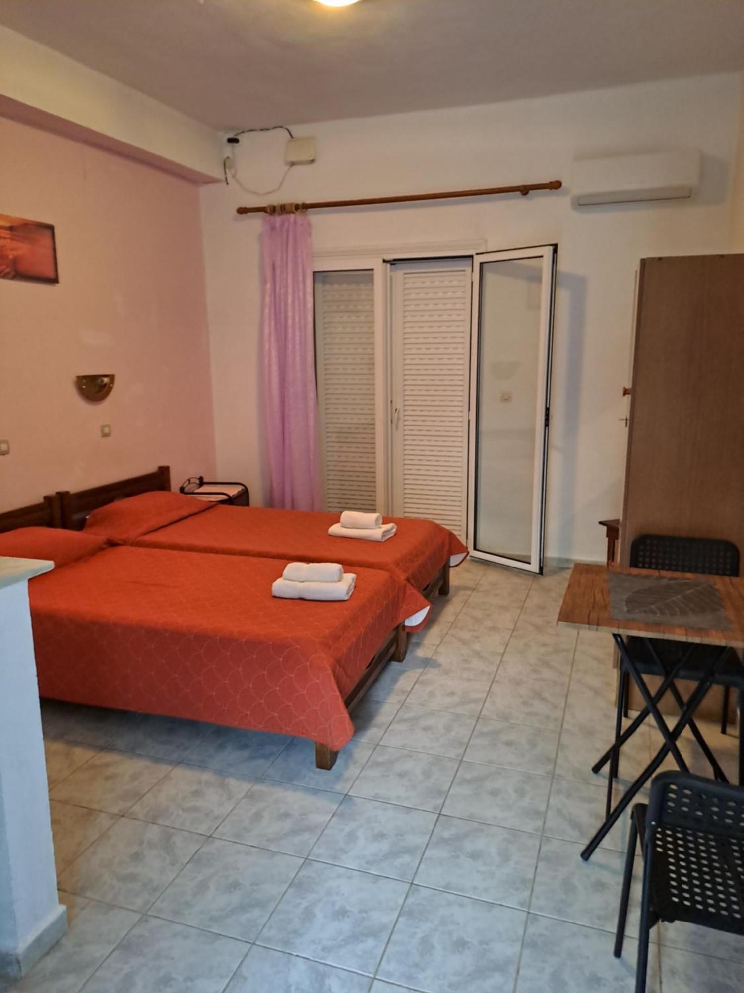 Tony'S Apartments Agios Georgios  Exterior foto